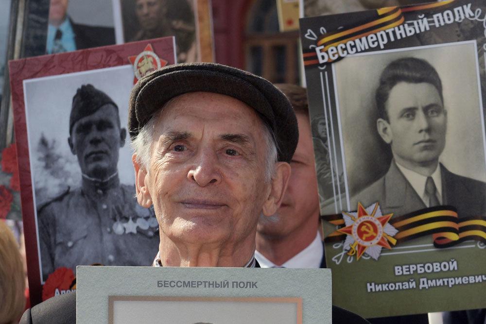 Свердловчан приглашают принять участие в творческом конкурсе памяти Василия Ланового от Бессмертного полка России
