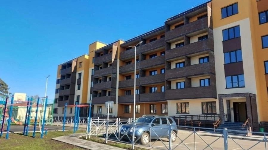 Учителя и врачи стали новоселами