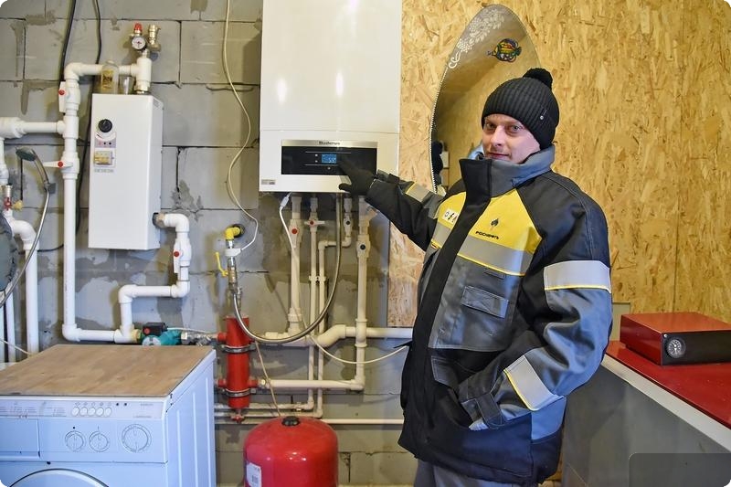 Свыше 77 тысяч договоров на подключение жилых домов к газу заключено на Среднем Урале с момента старта президентской программы