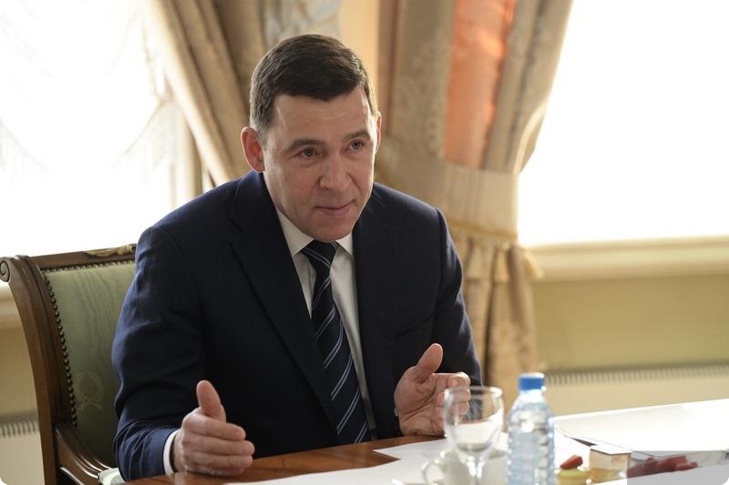 Евгений Куйвашев рассказал о развитии знаковых для Свердловской области проектов на встрече с уральскими журналистами в День печати
