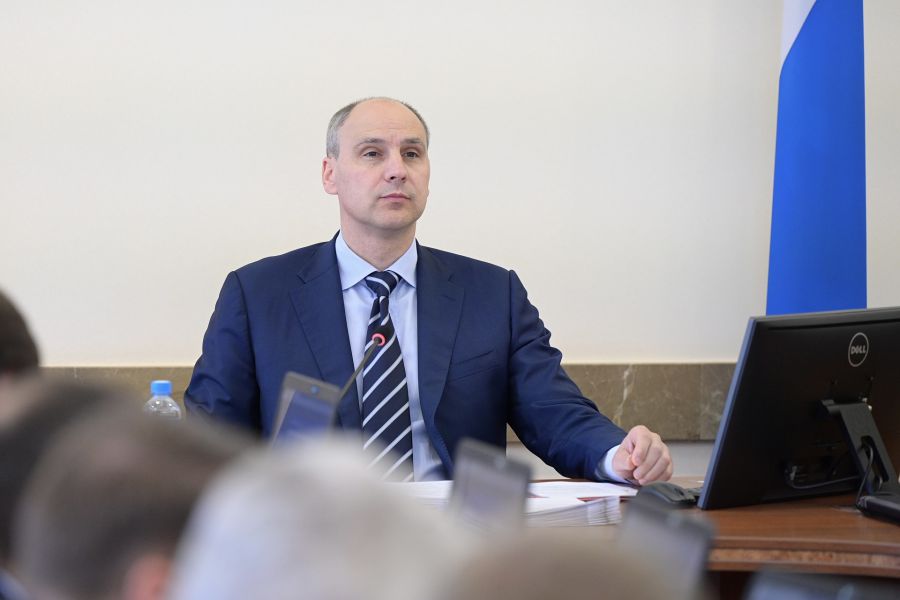 Денис Паслер поставил задачу по увеличению продолжительности жизни свердловчан