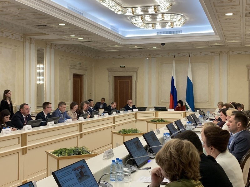 Меры поддержки и возможности развития для уральской молодёжи обсудили на региональном Координационном совете