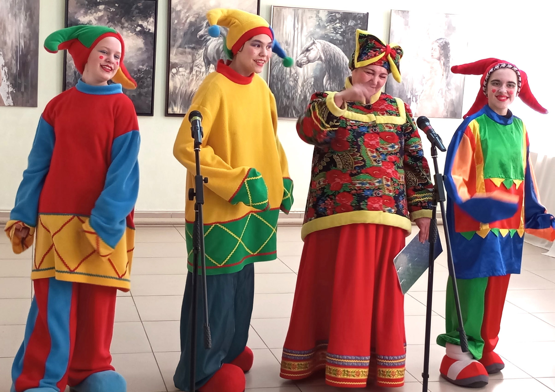 Следуя традициям